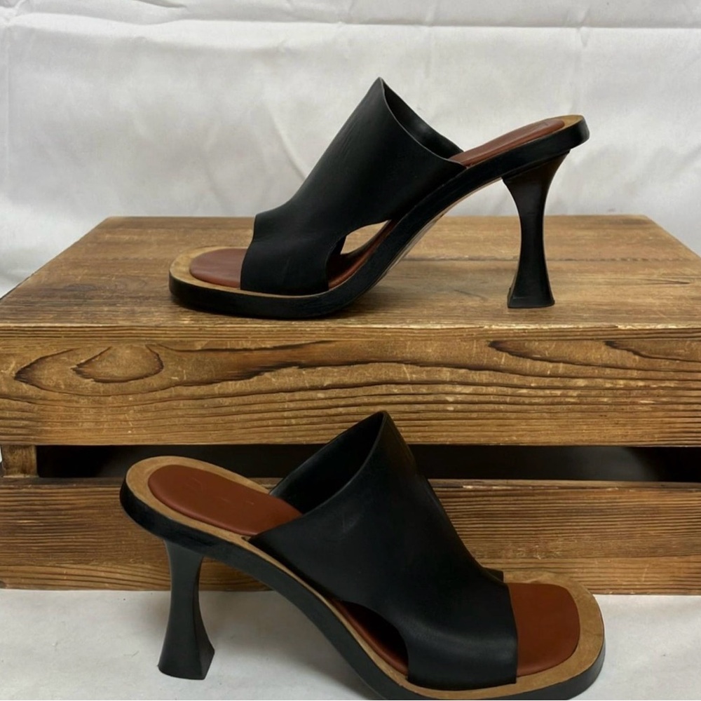 Proenza Schouler Ledge Black and Tan Leather Mules - Picture 6 of 9